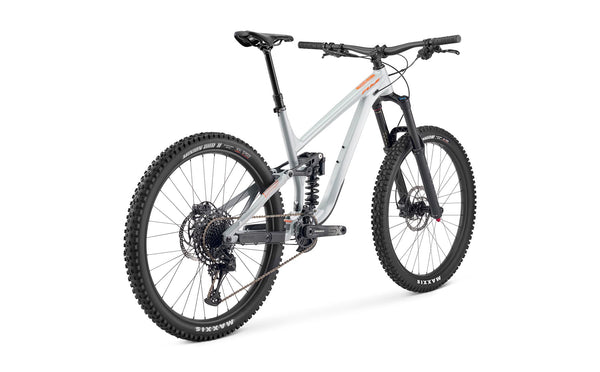 auric-275-lt-152-rear-