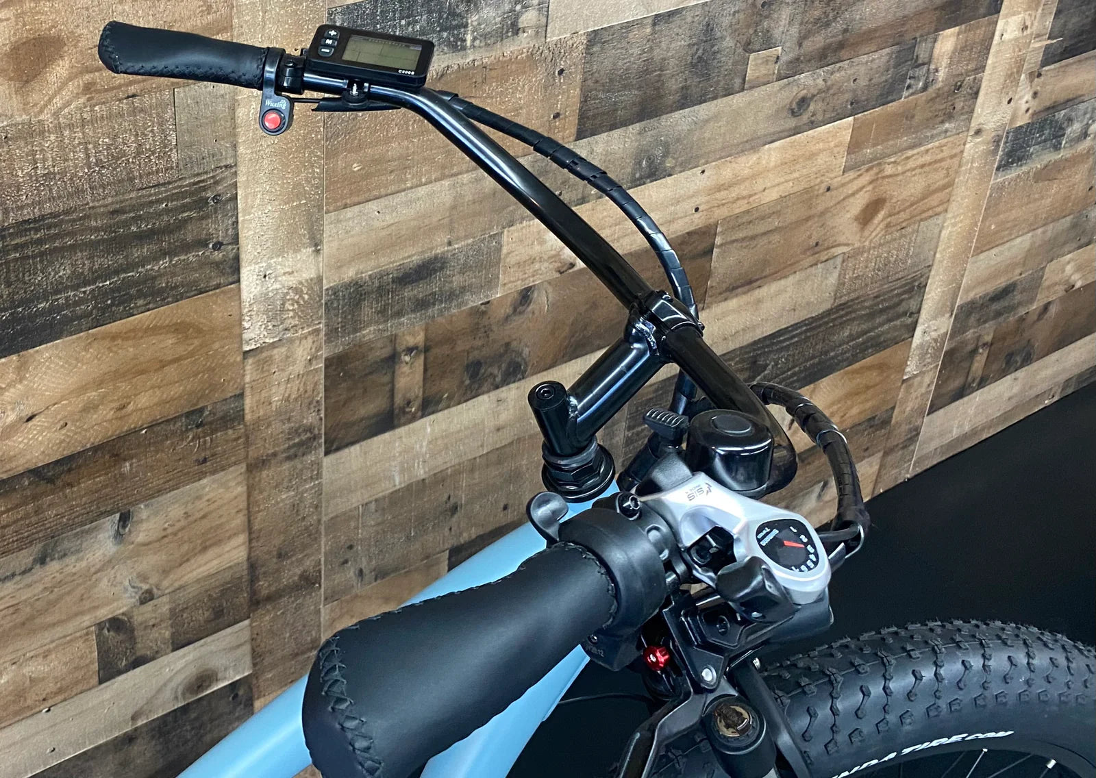 Black Rock Big Bruddah Beach Cruiser Electric Bike