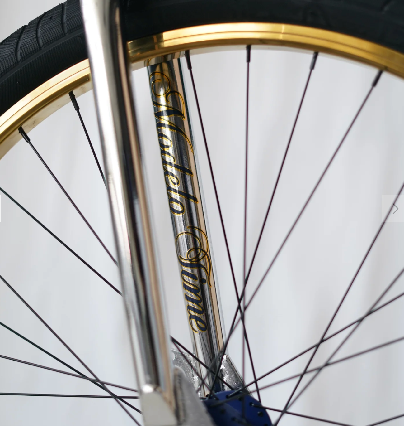 Throne Cycles The Goon Modelo White BMX Bike